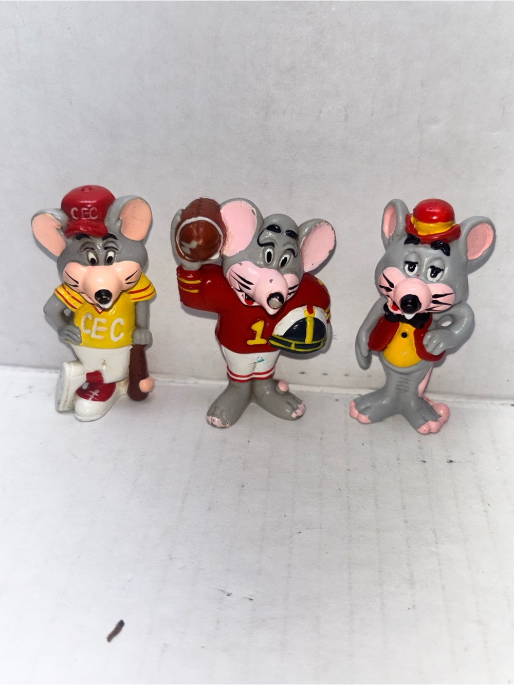 Vintage Chuck E Cheese Figurines Lot of 3